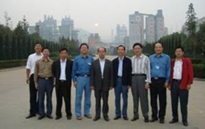 2007年10月24日,国家发改委经济运行局副局长贾银松考察江西亚东 2007年10月24日,国家发改委经济运行局副局长贾银松考察江西亚东