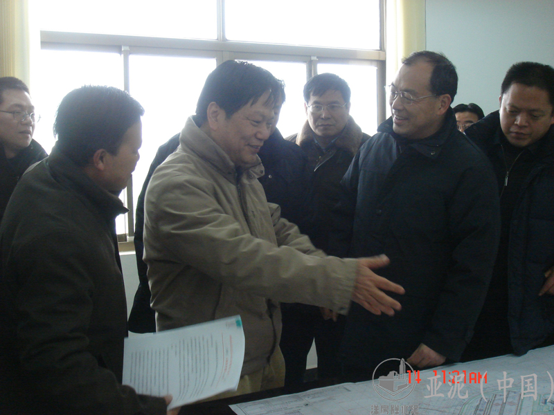 2008年1月14日,武汉市市长阮成发视察湖北亚东 2008年1月14日,武汉市市长阮成发视察湖北亚东